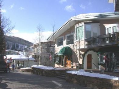 VAIL VILLAGE STEPS TO GONDOLA ONE!